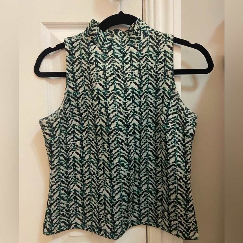 Green New York & Company Sleeveless Blouse